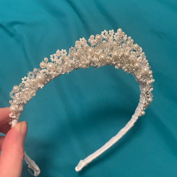 Stunning handmade bridal tiara with pearls and beading